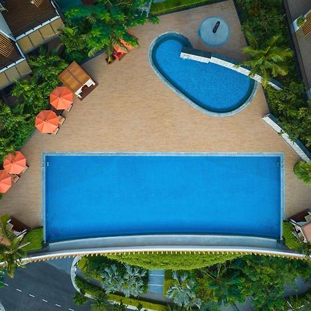 Birkin International Hotel Malacca Extérieur photo